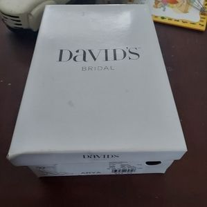 Davids bridal arya heels